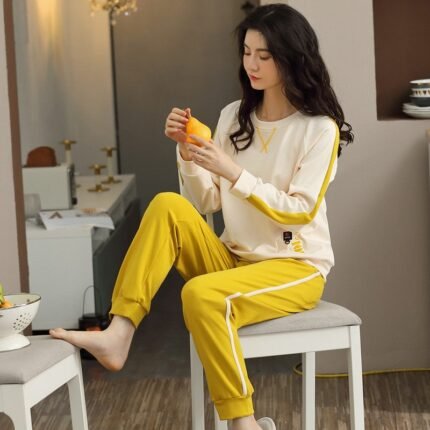 Women's Pajamas Knitted Round Neck Loungewear Suit